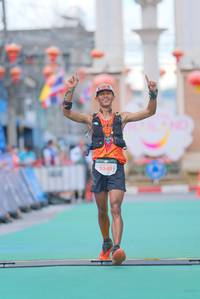 BIB: 5349
                            <button type="button" onclick="openModal(21761234)" class="btn btn-primary btn-sm float-right btn-popup" data-toggle="modal" data-target=".modal-high-quality">
                        <i class="fas fa-shopping-cart"></i> Add to Cart
                    </button>
                                            <button type="button" onclick="isThisMe(21761234, true)" class="btn btn-success btn-sm float-right btn-popup btn-isme hidden" data-toggle="tooltip" data-placement="bottom" title="นี่คือรูปของคุณใช่ไหม คลิกที่นี่เพื่อเอาเข้าอัลบั้ม">
                        <i class="fas fa-plus"></i> Add to album
                    </button>
                    <button type="button" onclick="isThisMe(21761234, false)" class="btn btn-warning btn-sm float-right btn-popup btn-isnotme hidden">
                        <i class="fas fa-ban"></i> Remove from album
                    </button>